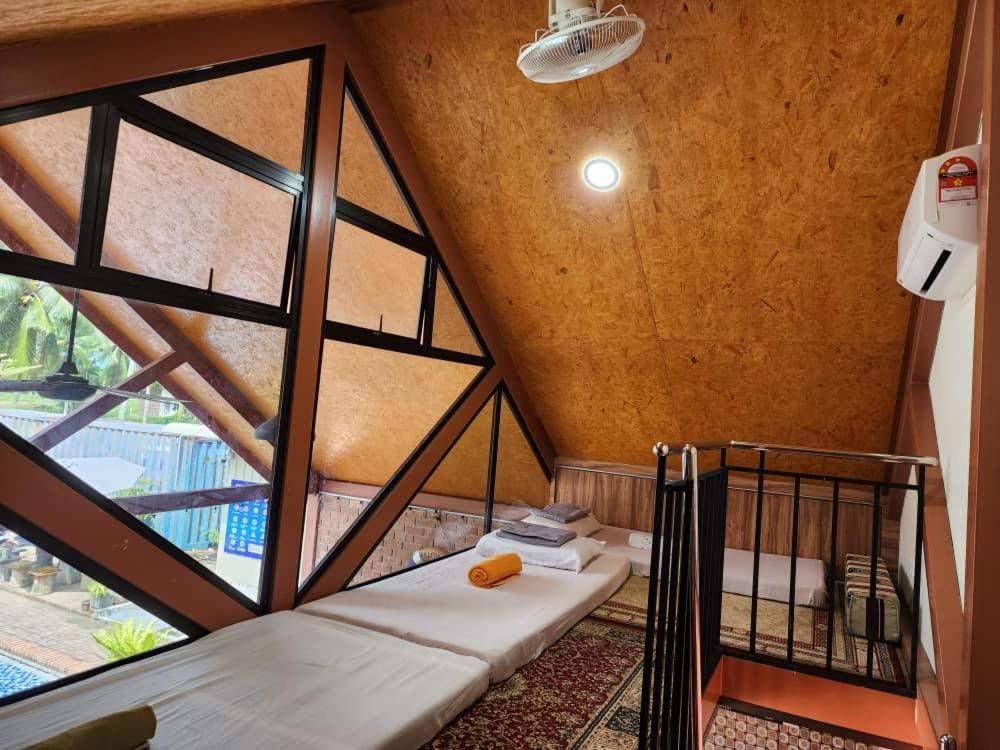 Homestay Umbai Kelana Merlimau Exterior photo