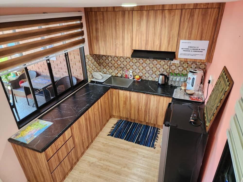Homestay Umbai Kelana Merlimau Exterior photo